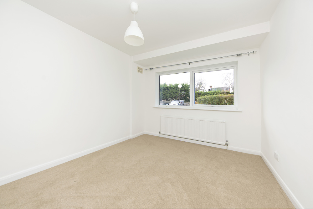 house or flat for sale or rent in south west London